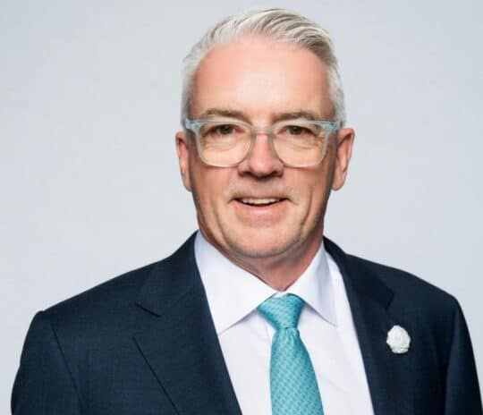 headshot of Jeff Guthrie